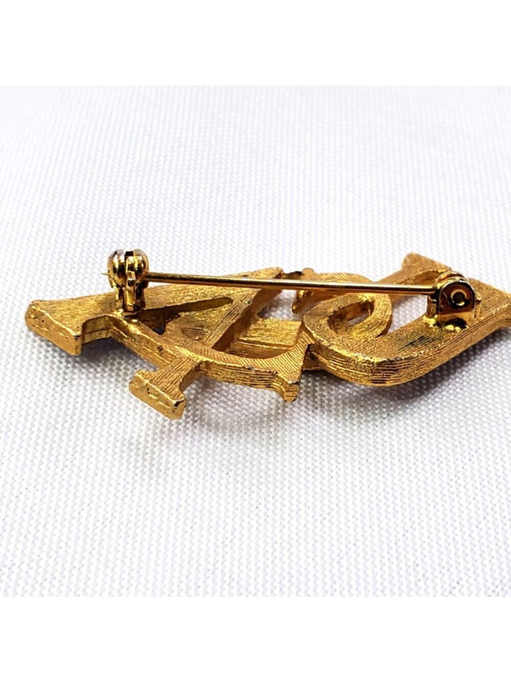 VTG Gold-Tone USA Brooch With Red White & Blue Rhinestones Patriotic Pin 1.5" - Picture 7 of 7